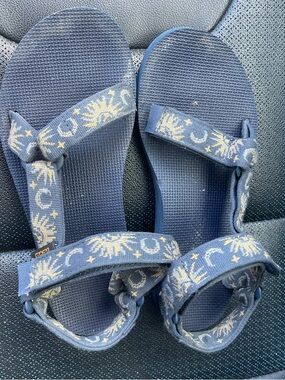 Teva Women's Original Universal Sandals in the "Sun and Moon Pattern